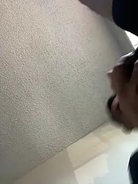 Snapshot of leisurelycriminal chatting on January 14, 2026, 7:30 pm leisurelycriminal online show from January 14, 2026, 7:30 pm