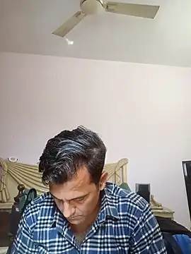 MAGNETICDADDY8 online show from March 12, 2025, 9:34 am