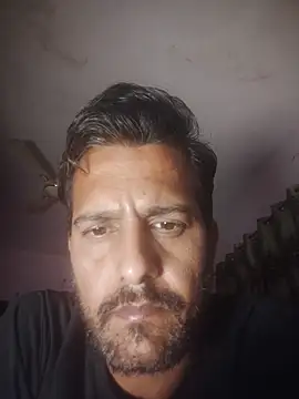 MAGNETICDADDY8 online show from November 12, 2025, 5:02 pm