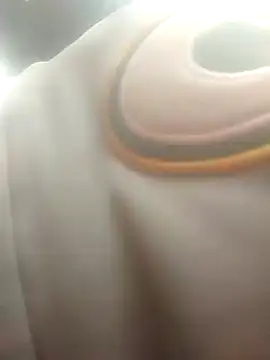 Snapshot of boobsTaylor chatting on February 12, 2025, 9:01 pm boobsTaylor online show from February 12, 2025, 9:01 pm