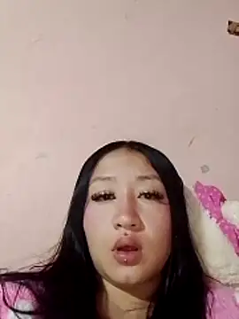 Snapshot of boobsTaylor chatting on December 5, 2025, 6:33 am boobsTaylor online show from December 5, 2025, 6:33 am