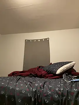 Yoshibaby2670 online show from February 3, 2025, 11:42 am