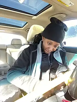 Yoshibaby2670 online show from February 25, 2025, 7:03 pm