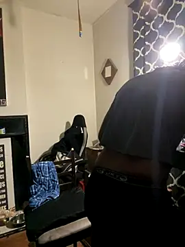 Yoshibaby2670 online show from November 4, 2025, 7:18 am