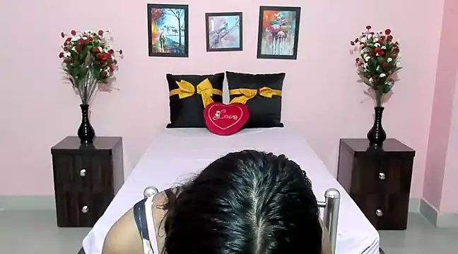 Melis Sandra online show from February 28, 2025, 1:03 pm