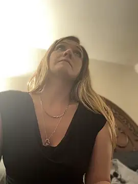 Kitty DaCocks online show from April 24, 2026, 1:08 am