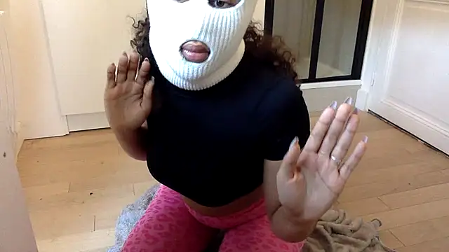 Amira bayby online show from January 13, 2025, 12:45 pm