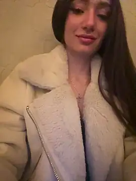 Maddy Jones online show from January 22, 2025, 12:16 am