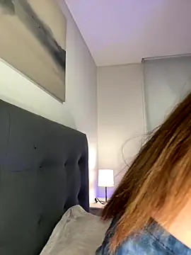 Maddy Jones online show from October 14, 2025, 12:44 am