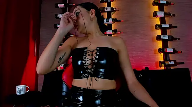 LiaOwen  online show from January 30, 2025, 1:42 pm