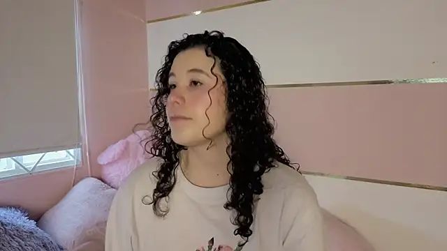 Charlotte  Miller online show from October 14, 2025, 11:44 am