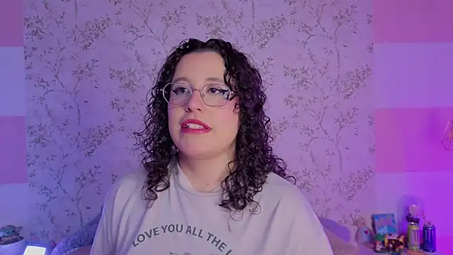 Charlotte  Miller online show from March 28, 2026, 11:32 am