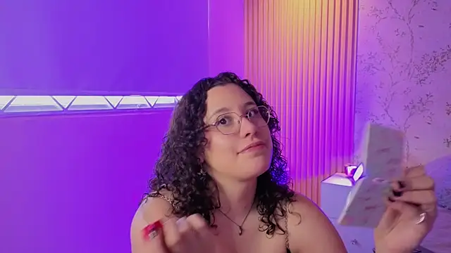 Charlotte  Miller online show from April 22, 2026, 12:07 pm