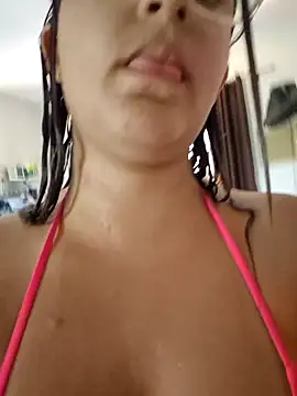 AliceRuivinha2 online show from February 14, 2025, 5:25 pm