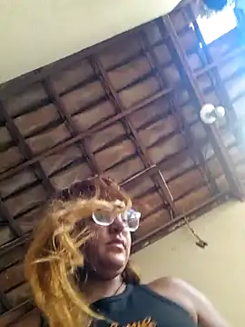 AliceRuivinha2 online show from March 8, 2025, 10:00 am