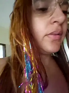 AliceRuivinha2 online show from September 24, 2025, 12:41 pm