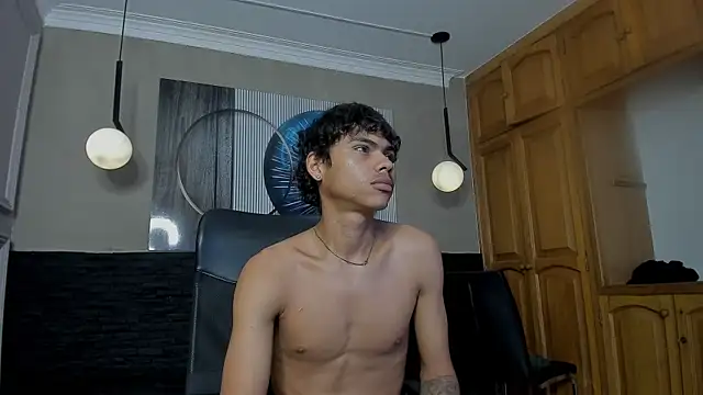 adam piarse01 online show from February 9, 2025, 9:17 pm