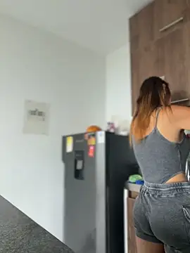 Samantha bigboobs online show from April 20, 2026, 7:15 pm