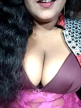 YERY HOT online show from December 4, 2025, 5:21 pm