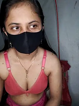 Hot Nila online show from February 21, 2025, 2:39 am