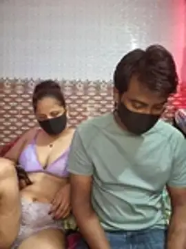 Hot Nila online show from June 7, 2026, 2:48 am