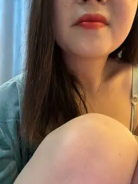 SSSniang- online show from February 19, 2025, 12:33 pm