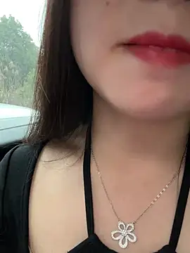 Snapshot of SSSniang- chatting on February 17, 2026, 1:24 am SSSniang- online show from February 17, 2026, 1:24 am