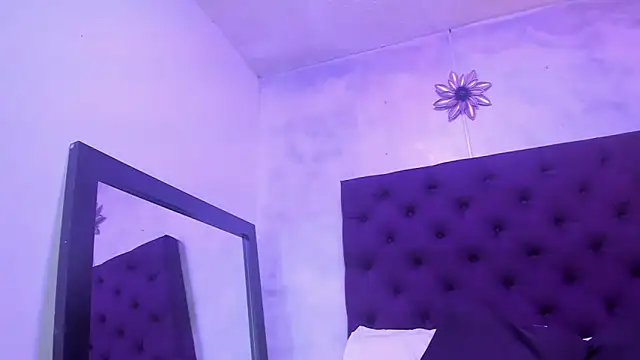 nayara macherano online show from February 23, 2025, 8:49 am