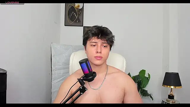 Thom Ohtani online show from March 13, 2025, 7:39 pm