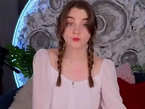 VITA TESS online show from March 17, 2025, 6:42 pm