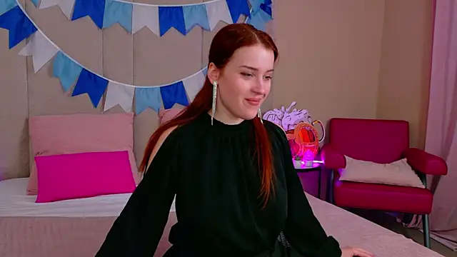 EllieGarson online show from September 27, 2025, 5:07 pm