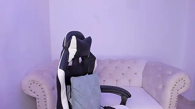 Santiago huntt online show from October 13, 2025, 8:09 pm