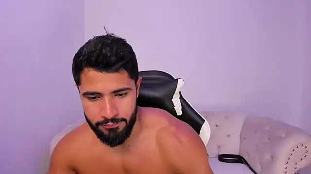 Santiago huntt online show from February 17, 2026, 9:54 pm