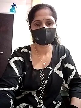 priyancyfun online show from October 9, 2025, 4:38 pm