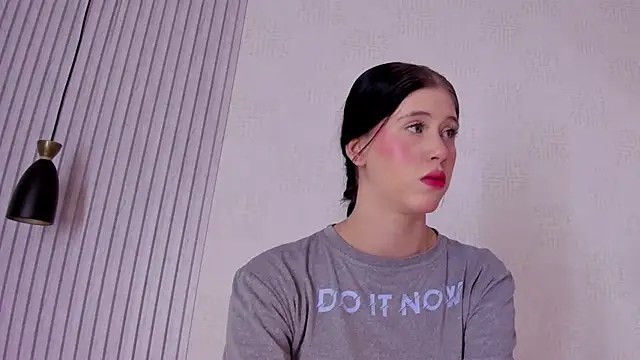 sara  jones gh online show from March 6, 2026, 6:59 pm