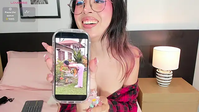 vi anaya online show from February 1, 2025, 2:34 pm