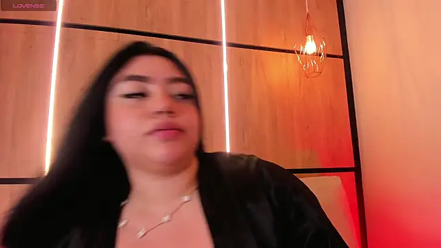 ashlyn parker online show from October 30, 2025, 8:09 pm