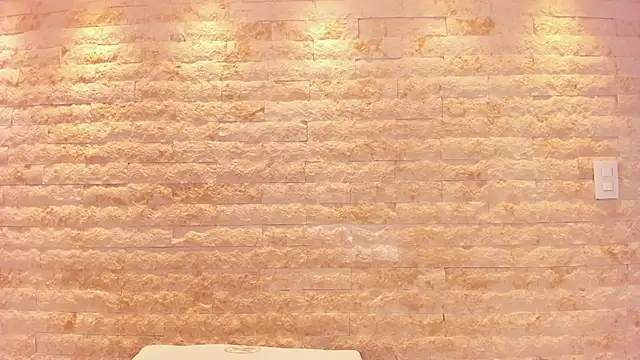 ashlyn parker online show from November 28, 2025, 8:11 pm