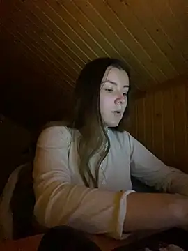 mewKate online show from January 24, 2025, 4:17 pm