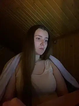 mewKate online show from February 10, 2025, 6:45 pm