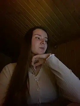 mewKate online show from February 15, 2025, 7:06 pm