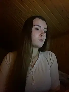 mewKate online show from February 17, 2025, 5:32 pm