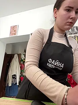 mewKate online show from March 13, 2026, 12:45 pm