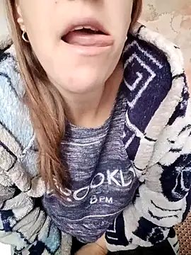 Calibers2932 online show from October 2, 2025, 6:53 am