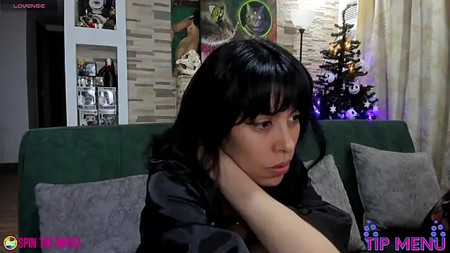 shamelesss  online show from December 16, 2025, 2:27 am