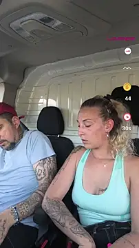 thefrenchkiss25 online show from April 27, 2026, 3:54 pm