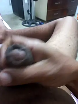 Elpeque x40 online show from October 24, 2025, 2:41 am