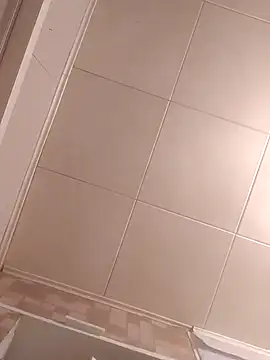 Lauren Amabel online show from January 9, 2025, 7:18 pm