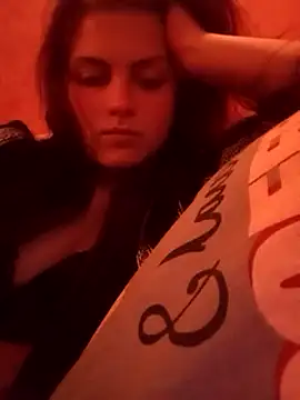 Lauren Amabel online show from March 14, 2025, 11:32 pm