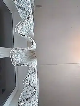 Lauren Amabel online show from October 30, 2025, 12:01 am